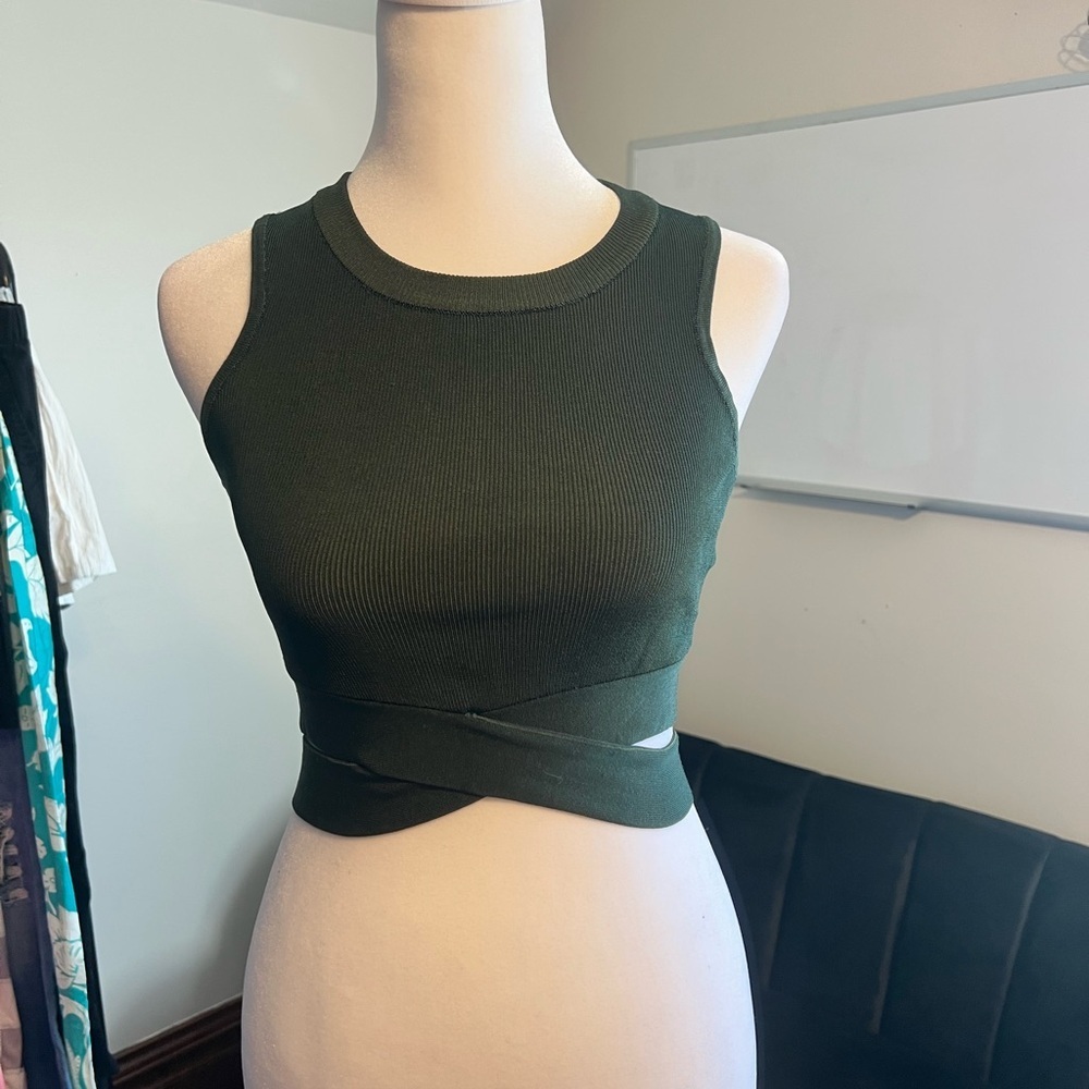3/$15 Women's Green Sleeveless Top